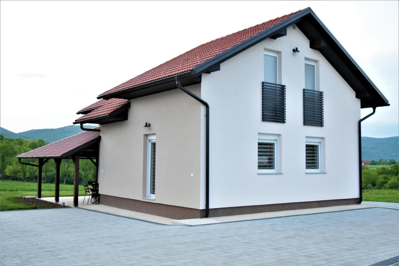 Guest House Tonka Otočac Exterior foto